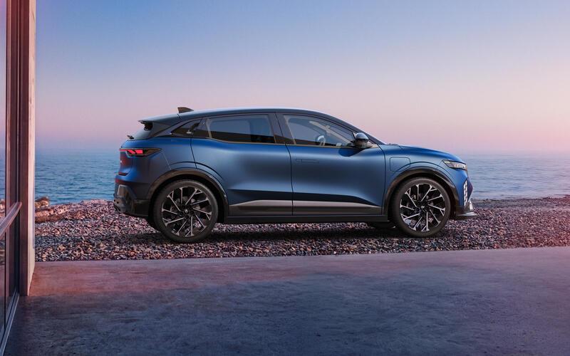 Der neue Megane E-Tech: Die Frontpartie wurde grundlegend überarbeitet. GB-Foto: gb