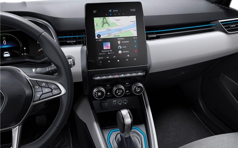Der neue Renault Clio E-Tech Hybrid: Fahrerorientiertes „Smart Cockpit“