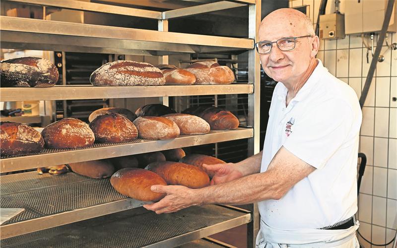 Detlef Zander verabschiedet sich in wenigen Wochen in den Ruhestand – seine Bäckerei schließt. GB-Foto: Holom