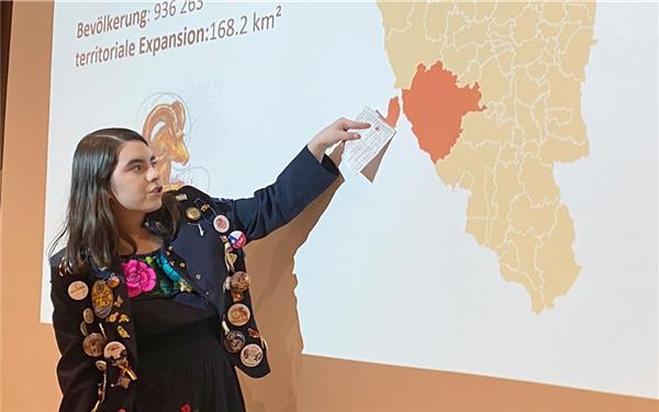 Die 17-jährige Alejandra Mancillas wird bei vier verschiedenen Gastfamilien ihr Jahr in Deutschland verbringen. GB-Foto: gb