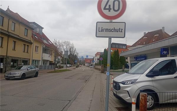 Die Anwohner hätten hier gerne Tempo 30 als Höchstgeschwindigkeit. GB-Foto: gb