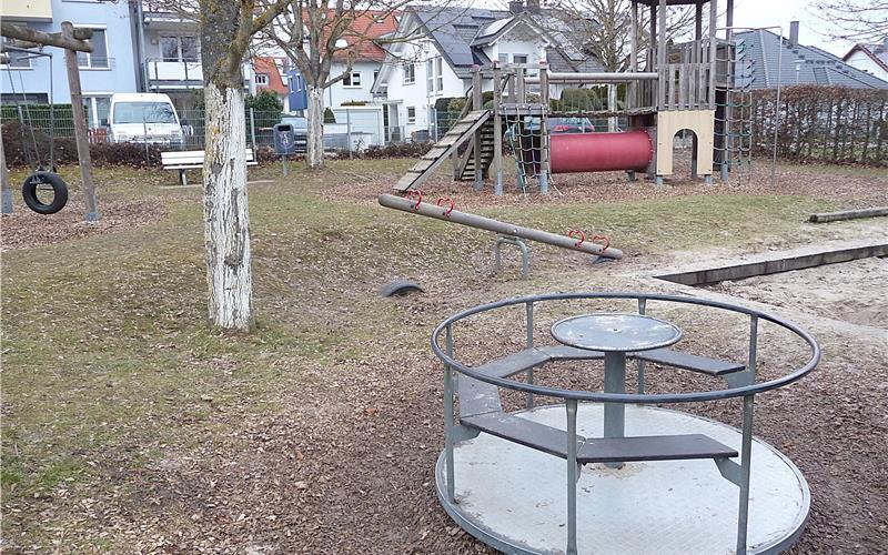 Die Ausstattung des Spielplatzes Rötelesberg (Hermann-Hesse-Straße) mit neuen Geräten hat der Nufringer Gemeinderat auf das Jahr 2027 verschoben, um das Bauamt im laufenden Jahr zu entlasten. GB-Foto: Reichert