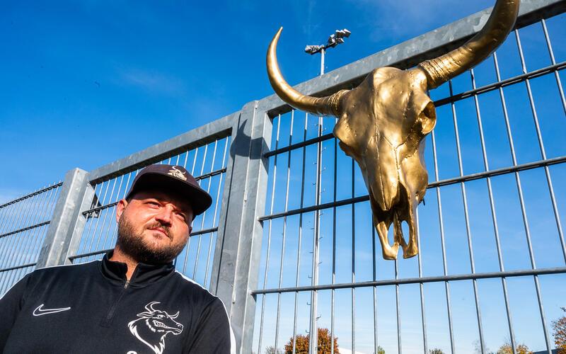Die Bondorf Bulls und Headcoach Timo Müller gehen in eine weitere gemeinsame Saison. GB-Foto: Schmidt