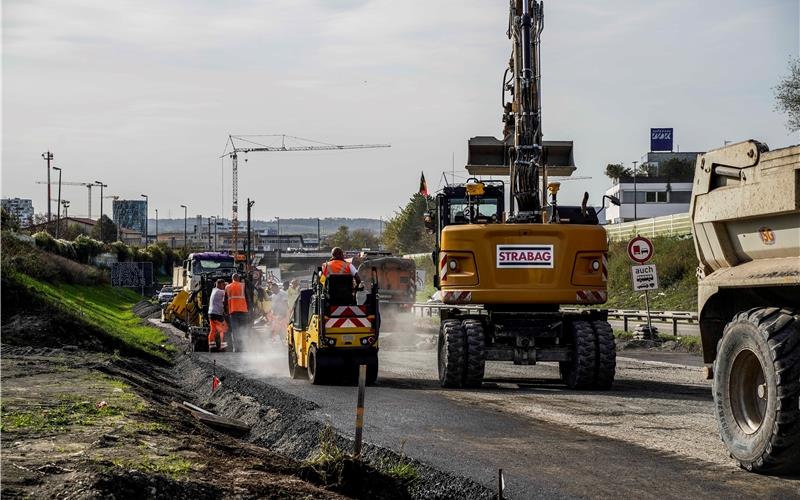 Kein S-Bahn-Verkehr zwischen Böblingen und Sindelfingen über Ostern Die Erweiterung der A81 hat Auswirkungen auf den S-Bahn-Verkehr zwischen Böblingen und Sindelfingen in den Osterferien. GB-Foto (Archiv): Dettenmeyer