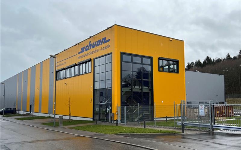 Die Firma Alfred Schuon GmbH will im Sulzer Gewerbegebiet „Vor dem Wald“ eine Lagerlogistikhalle für Batterietechnik errichten – dafür ist ein Bebauungsplan erforderlich. GB-Foto: Priestersbach