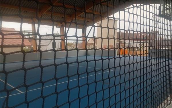 Die Freilufthalle wird von den Schülern schon sehnlichst erwartet. GB-Foto: gb