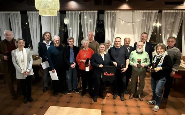 Die Gründungsmitglieder aus 2016 ließen sich den Jubiläumsabend nicht entgehen. GB-Foto: Holzapfel
