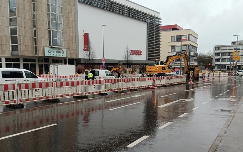 Arbeiten in der Herrenberger Hindenburgstraße früher abgeschlossen Die Hindenburgstraße während der Bauarbeiten. GB-Foto: gb