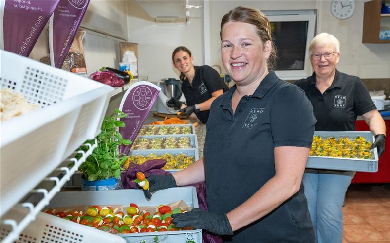 Die Jeschkes bekommen ihren heimischen Keller zurück und „Dekovent“ zieht ins Tailfinger Sportheim um.GB-Foto: Vecsey