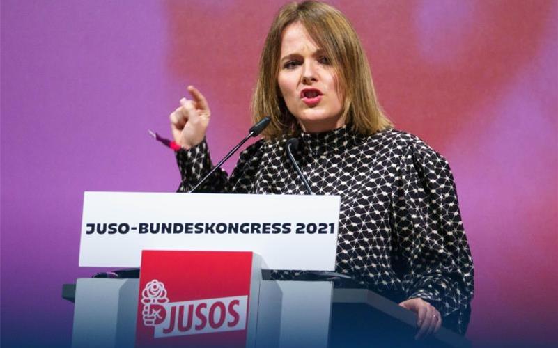Die Juso-Bundesvorsitzende Jessica Rosenthal sieht die geplanten Milliarden-Investitionen in die Bundeswehr kritisch. Foto: Frank Rumpenhorst/dpa