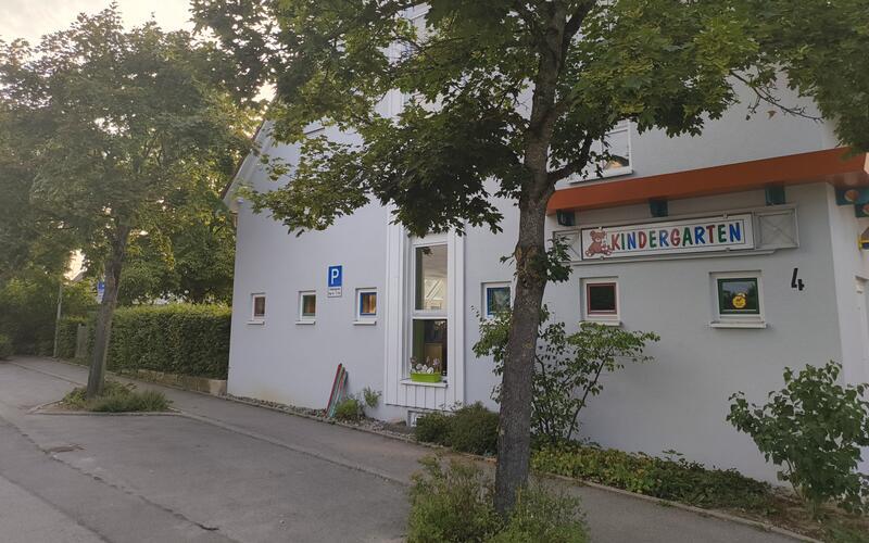 Die Kinder im Reutiner Weg 4 erhalten ab nächstem Jahr mehr Platz zum Spielen draußen. GB-Foto: Straub