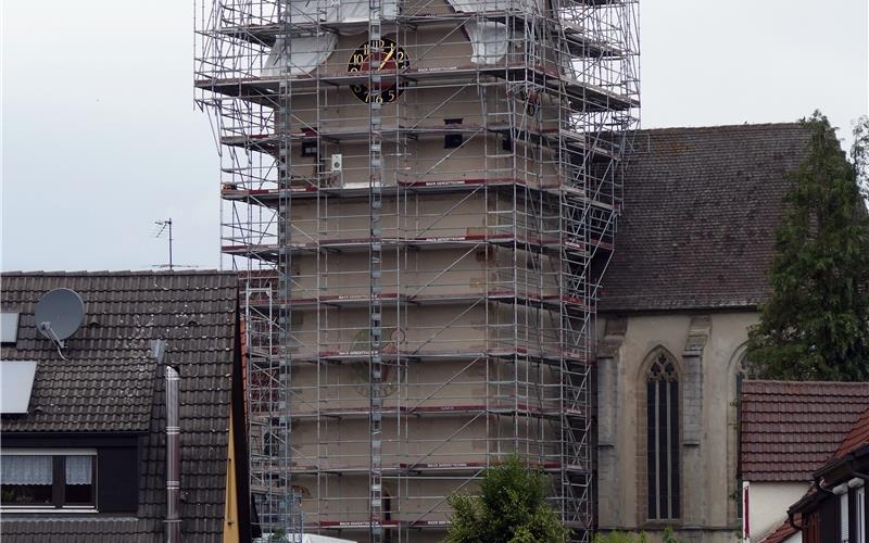 Die Kirchturmsanierung ist ein Mammutprojekt. GB-Foto (Archiv): gb