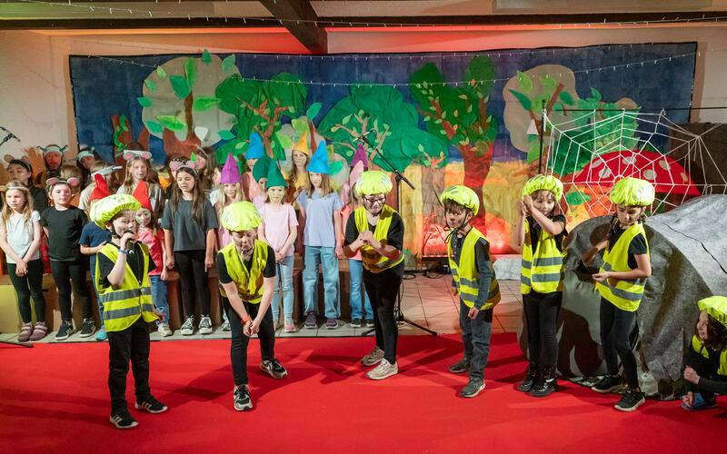 Die Musical-Inszenierung der Grundschüler zog das Publikum in den Bann. GB-Foto: Vecsey