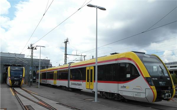 Die Nexio-Züge warten weiterhin auf den Regelbetrieb. GB-Foto: gb