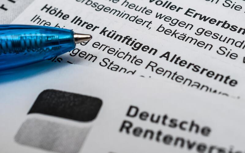 Die Partei der Rentner moniert, dass die Regierung mit Mitteln der Rentenversicherung Haushaltslöcher stopft. GB-Foto (Symbolbild): Stockfotos-MG – stock.adobe.com