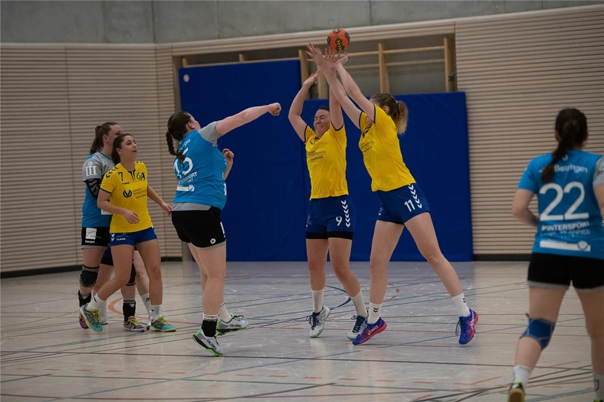 Die neue Sporthalle in Ammerbuch Entringen -   Handball Frauen SG Nebringen Reus...