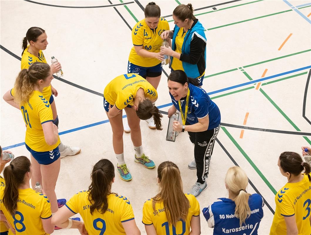 Die neue Sporthalle in Ammerbuch Entringen -   Handball Frauen SG Nebringen Reus...