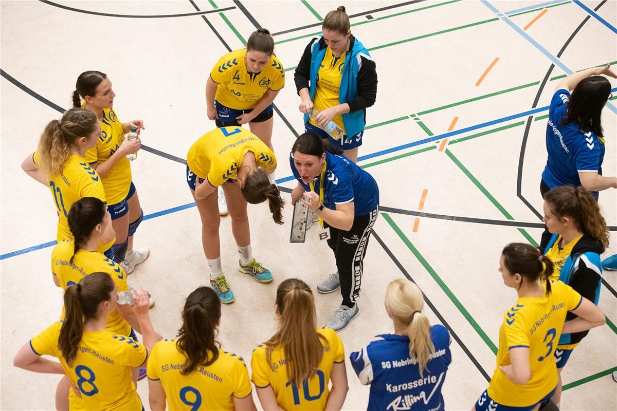 Die neue Sporthalle in Ammerbuch Entringen -   Handball Frauen SG Nebringen Reus...