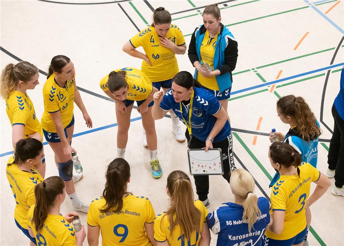 Die neue Sporthalle in Ammerbuch Entringen -   Handball Frauen SG Nebringen Reus...