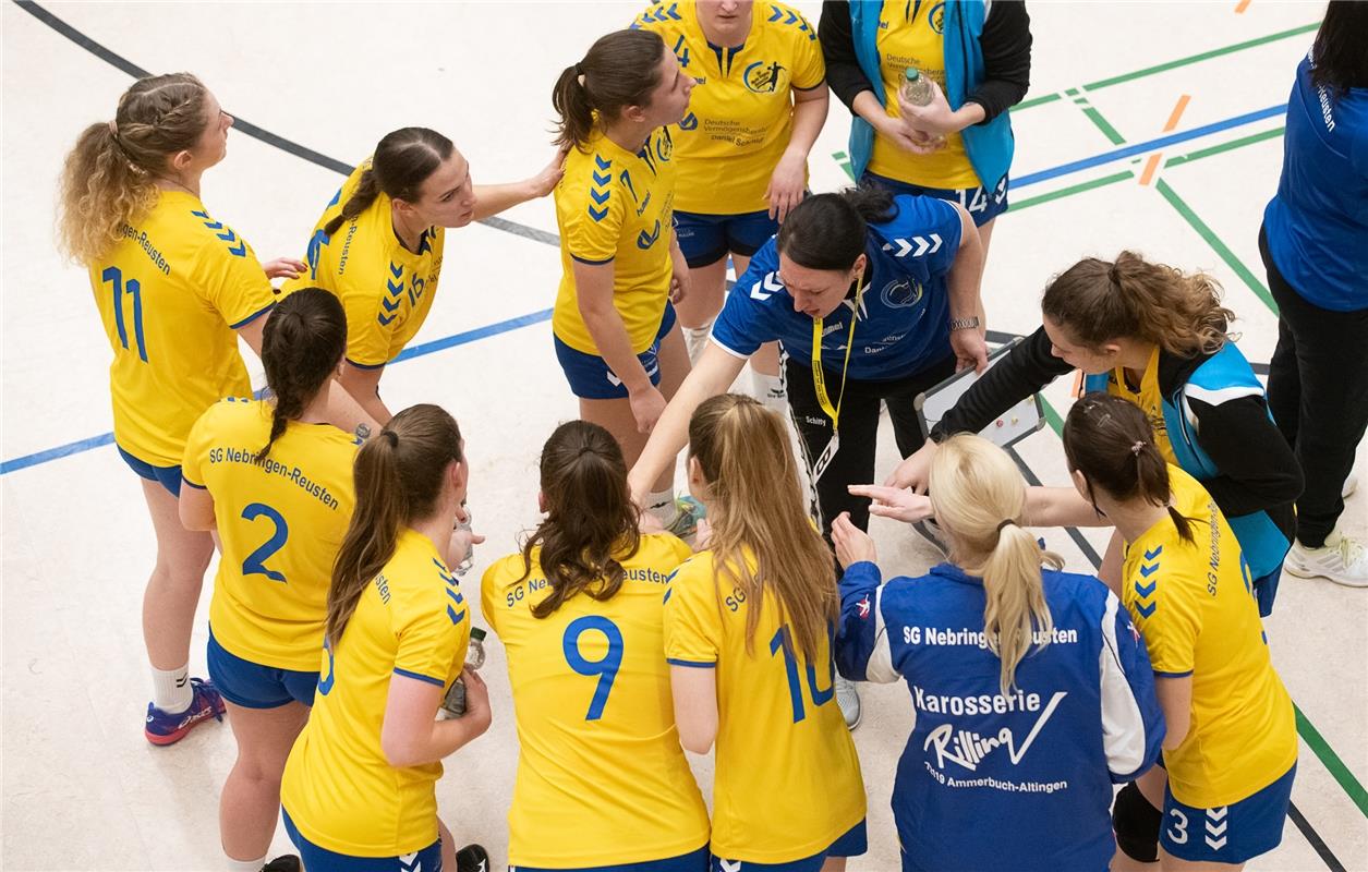 Die neue Sporthalle in Ammerbuch Entringen -   Handball Frauen SG Nebringen Reus...