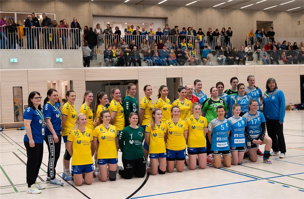 Die neue Sporthalle in Ammerbuch Entringen -   Handball Frauen SG Nebringen Reus...