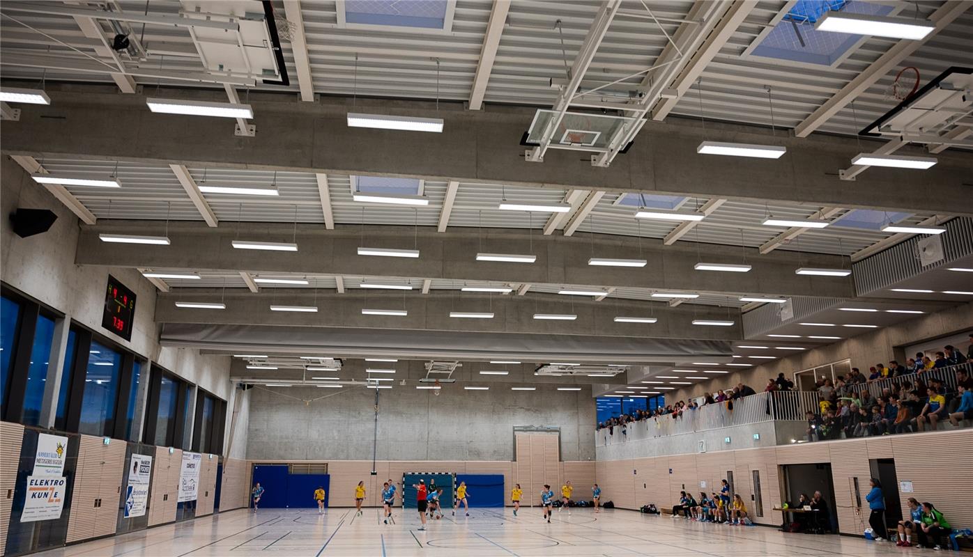 Die neue Sporthalle in Ammerbuch Entringen -   Handball Frauen SG Nebringen Reus...