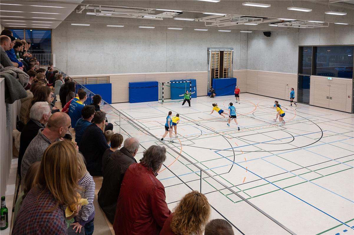 Die neue Sporthalle in Ammerbuch Entringen -   Handball Frauen SG Nebringen Reus...