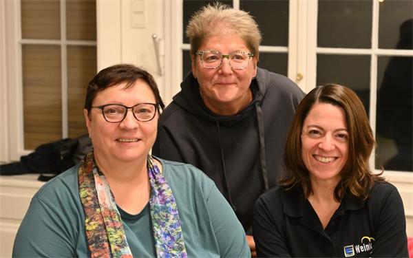 Diese drei Frauen bilden im Vorstand des Gärtringer Gewerbeforums den harten Kern der Gewerbeschau-Organisation. Von links: Susanne Löhnert, Tanja Schäberle und Jutta Weinle-Günter. GB-Foto: Reichert