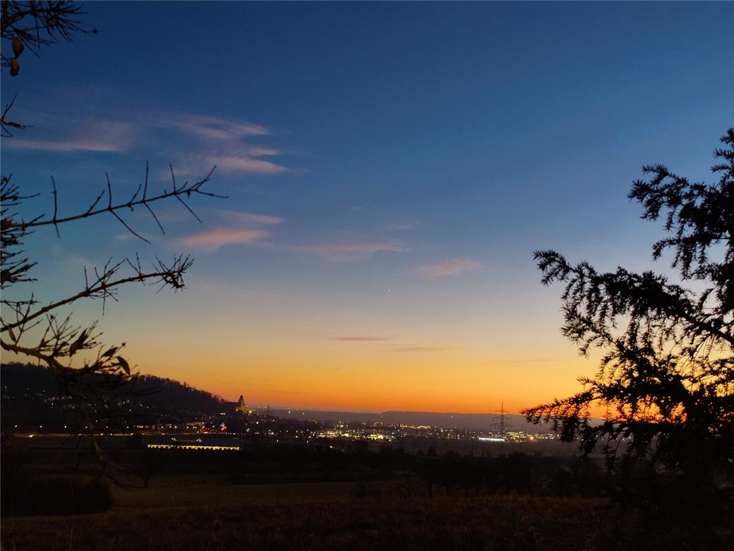 Diesen Blick vom Sportplatz des SV Affstätt auf Herrenberg genoss Eva Althoff-Nü...