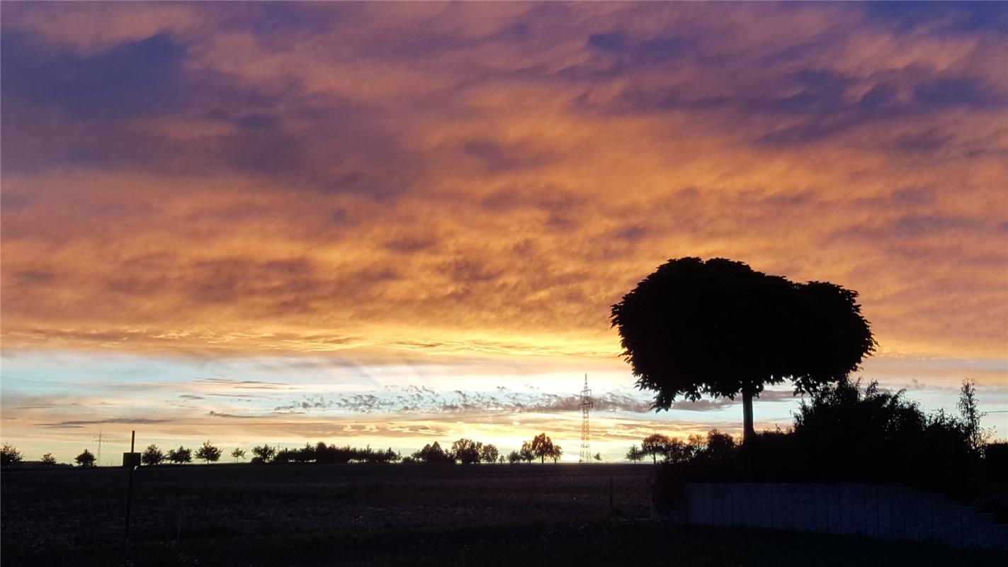 Diesen Sonnenuntergang musste der Nufringer Ralf Pany einfach für die Ewigkeit f...