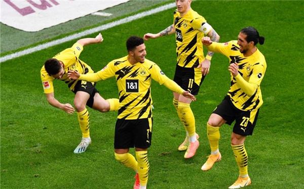 Nach Leipzig-Pleite beim BVB: FC Bayern vorzeitig Meister
