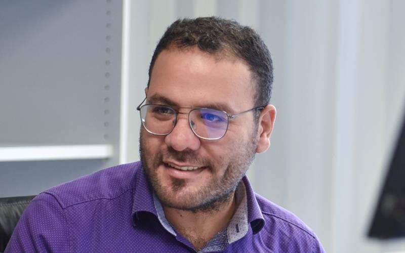 Dr. Yousry Hammed arbeitet als Integrationsmanager in Herrenberg auf dem Bürgeramt, wo er Einwanderern beratend zur Seite steht. GB-Foto: Vecsey