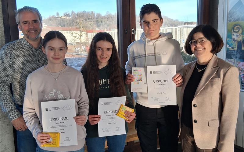 Drei SGH-Schüler qualifizieren sich für zweite Mathematik-Runde