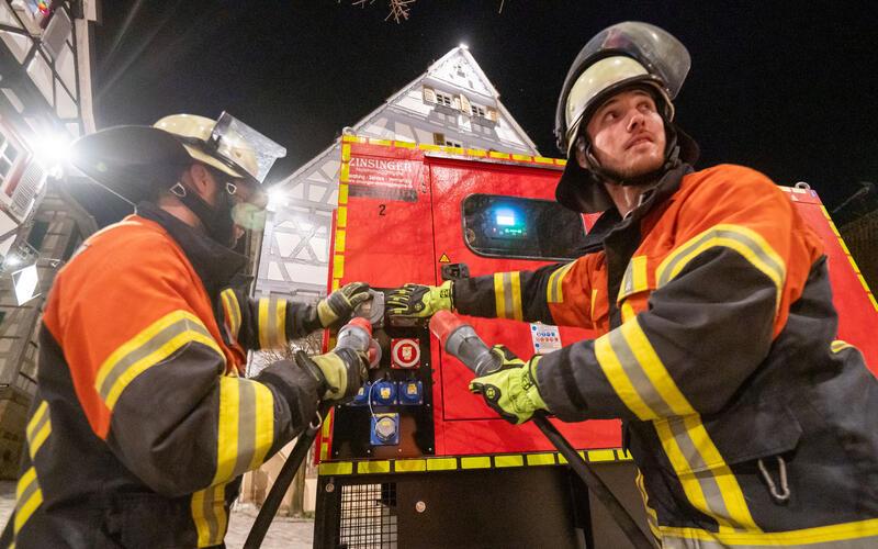 Durch regelmäßiges Üben von Abläufen stellt die Feuerwehr ihre Funktionsfähigkeit sicher. GB-Foto: Vecsey