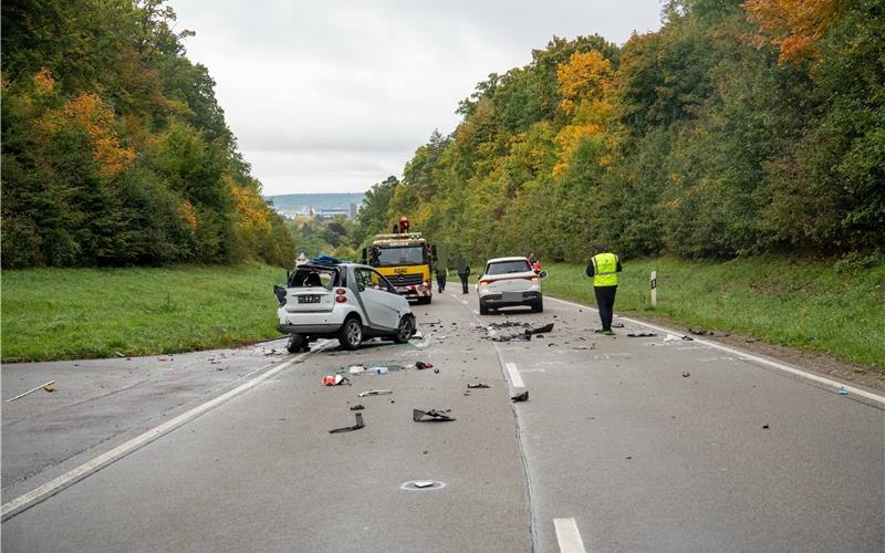 Ein 21-jähriger Smart-Fahrer verstarb nach einem Unfall.