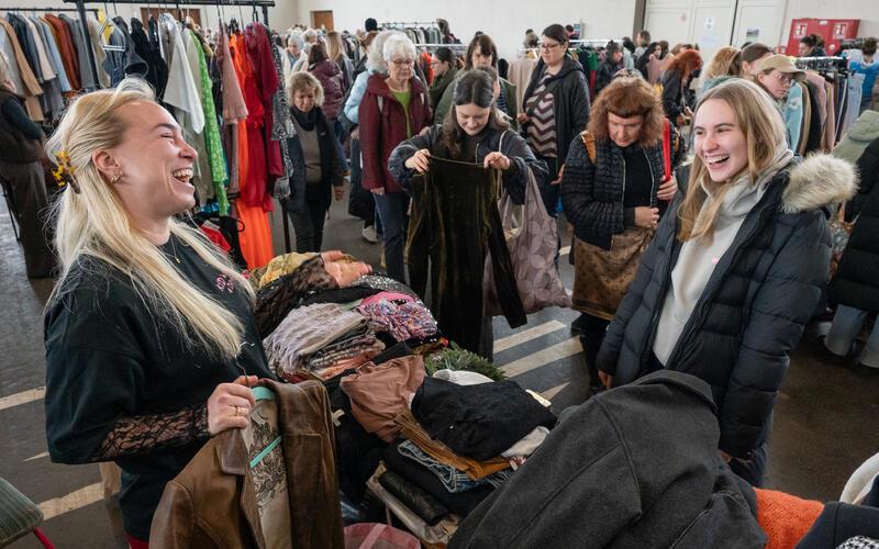 Ein Flohmarkt der ganz besonderen Art: Der letzte Mädelsflohmarkt in Herrenberg war vor vier Jahren. GB-Foto: Vecsey