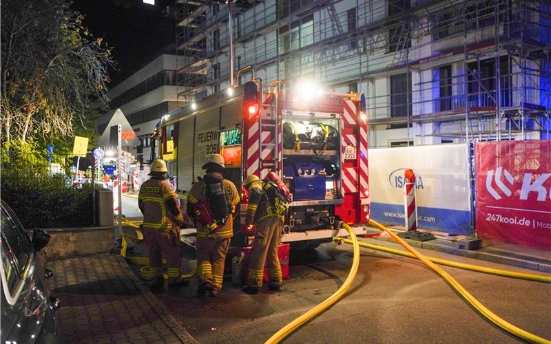 Eine halbe Million Euro Schaden bei Tiefgaragenbrand in Böblingen Eine halbe Million euro Schaden bei Tiefgaragenbrand