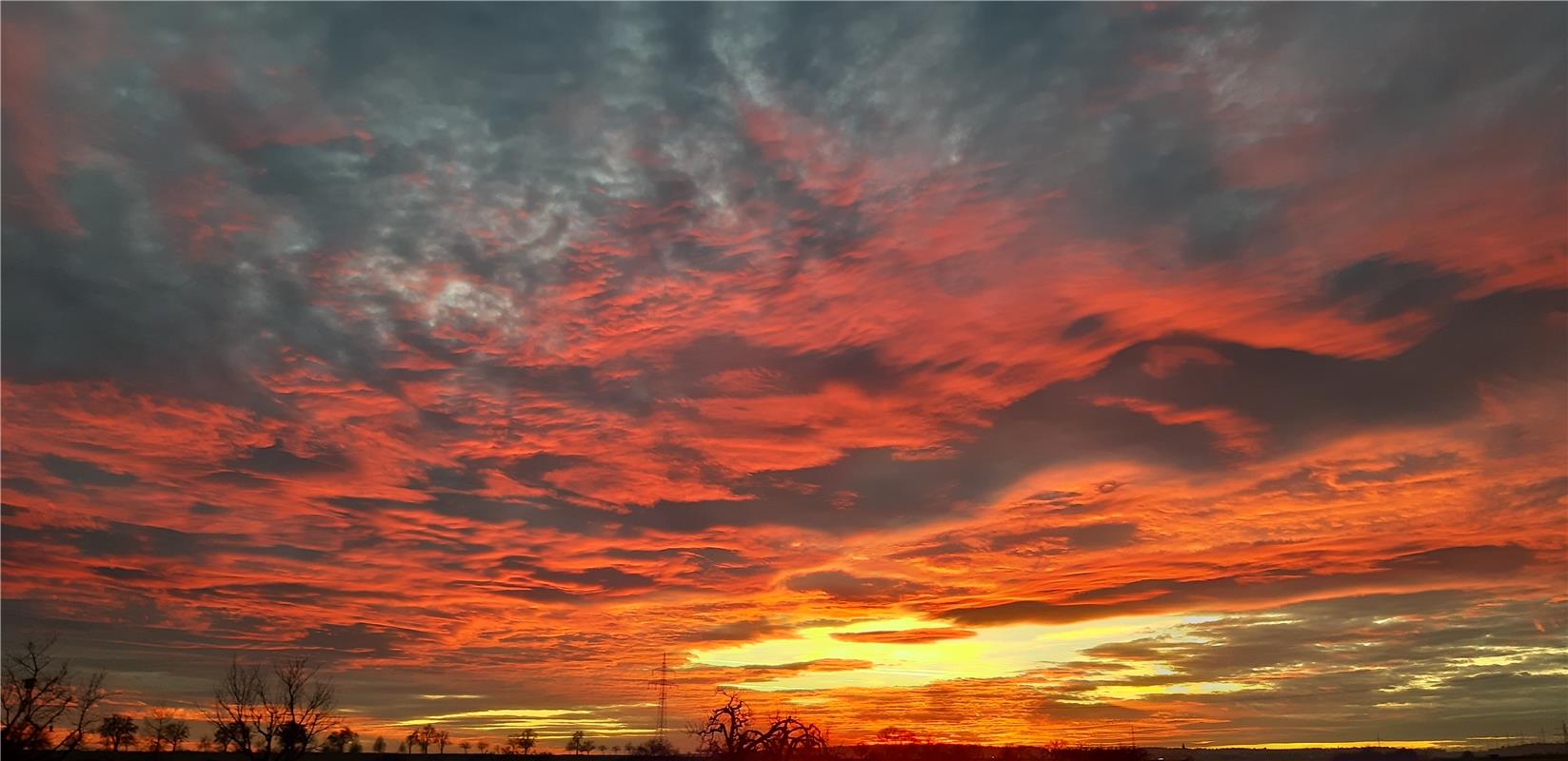 Eine wunderschöne Abendstimmung. Von Christine Lutz aus Gültstein.