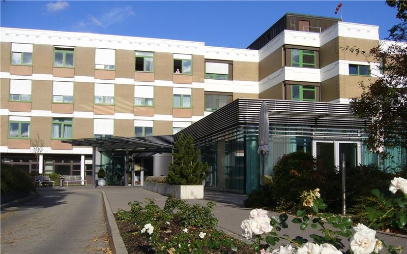 Notfallpraxis teils geschlossen Eingangsbereich des Herrenberger Krankenhauses. GB-Foto (Archiv): gb