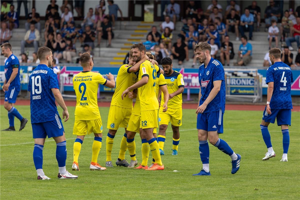 Emotionen, jubel, Tor 0:2 durch David Kammerbauer (SV Stuttgarter Kickers #03), ...