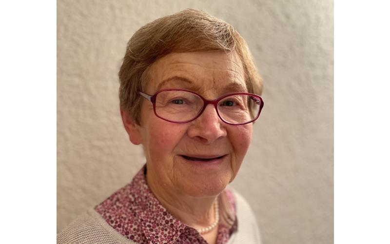 Helfende Hände gesucht Erika Schwab