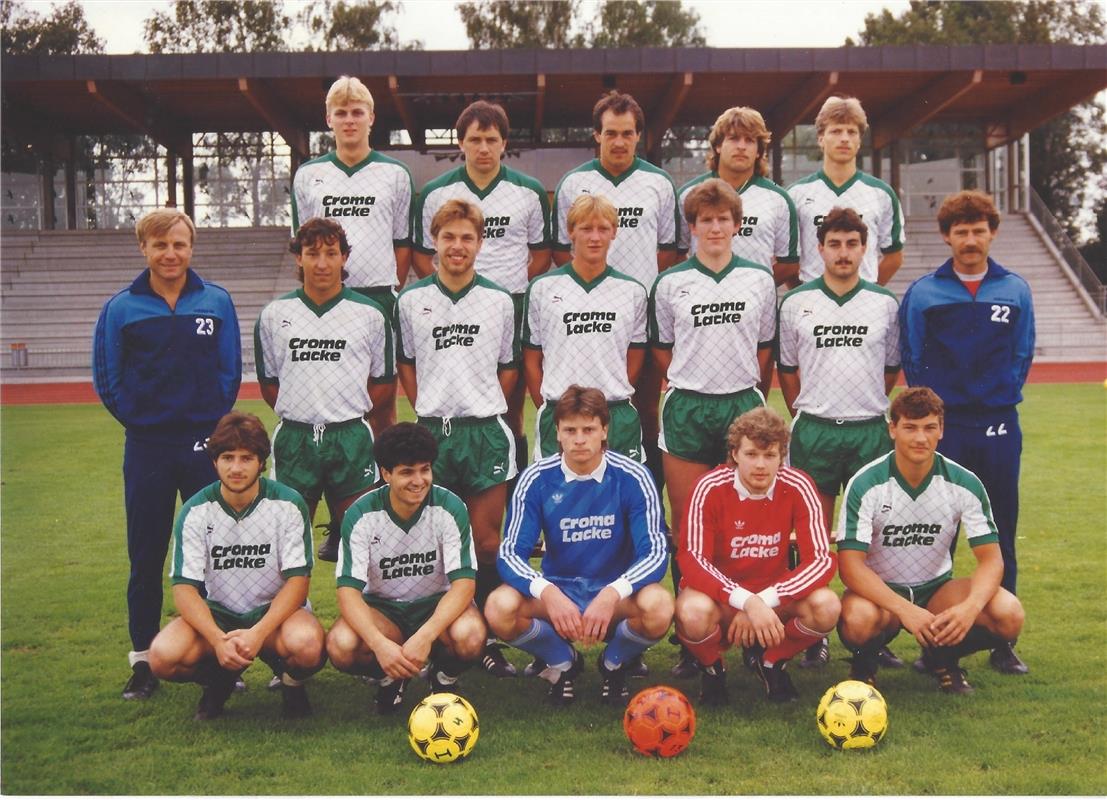 Erste Mannschaft 1985/86 mit Trainer Hans Gries