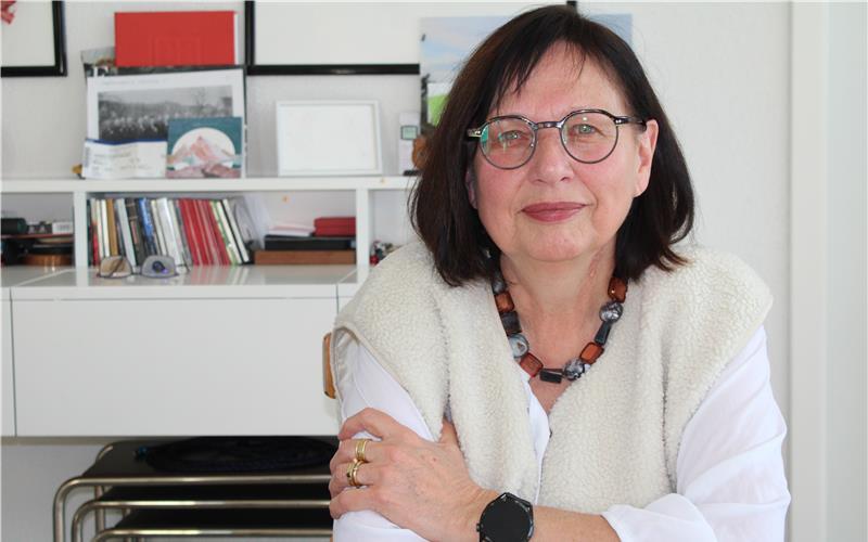 Eveline Gutknecht-Fritz plant mehrere Projekte – zum Beispiel ein Busfahrtraining und ein Schwätzbänkle. GB-Foto: Baum