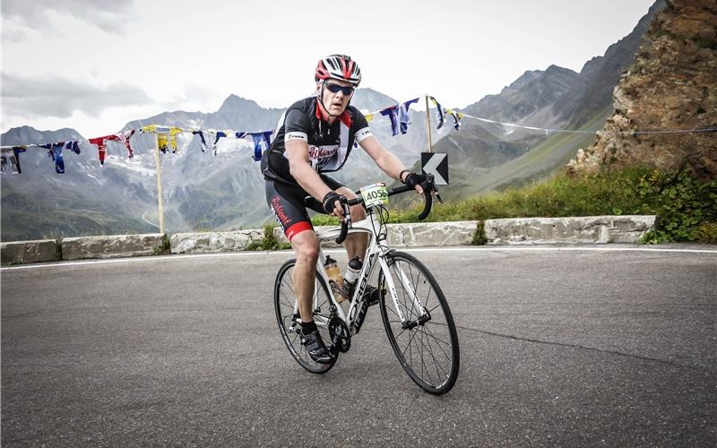 „Der Ötzi wurde zu meiner Droge“ Extremradfahrer Joachim Marquardt beim Ötztaler Radmarathon GB-Foto: SPORTOGRAF