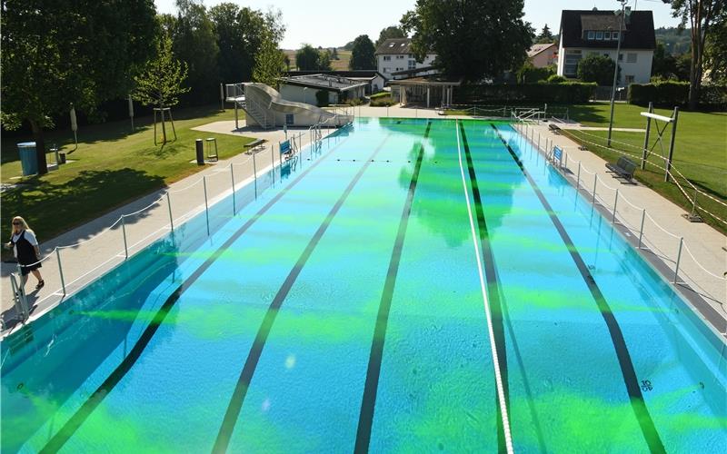 Färbeversuch erfolgreich: Hildrizhausens Freibad öffnet am Samstag