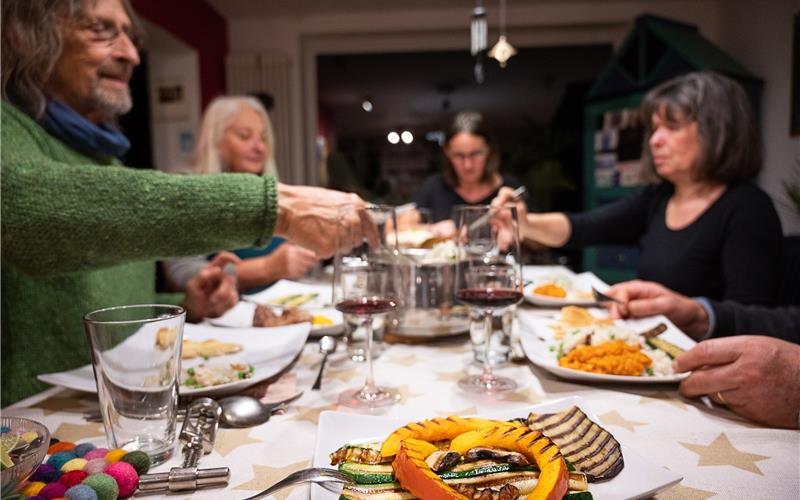 „Eine Welt mit Zukunft“ hat Geschmack Faire Gaumenfreude: Das „Gäubote“-Weihnachtsmenü hilft Menschen im globalen Süden.GB-Fotos: Schmidt