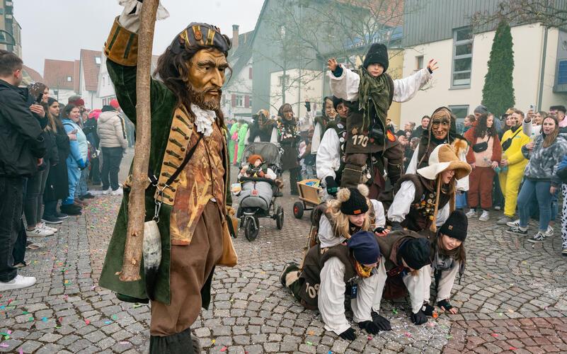 Fasnetsumzug in Gärtringen: Auf solche Szenen muss man im nächsten Jahr verzichten. GB-Foto (Archiv): Vecsey