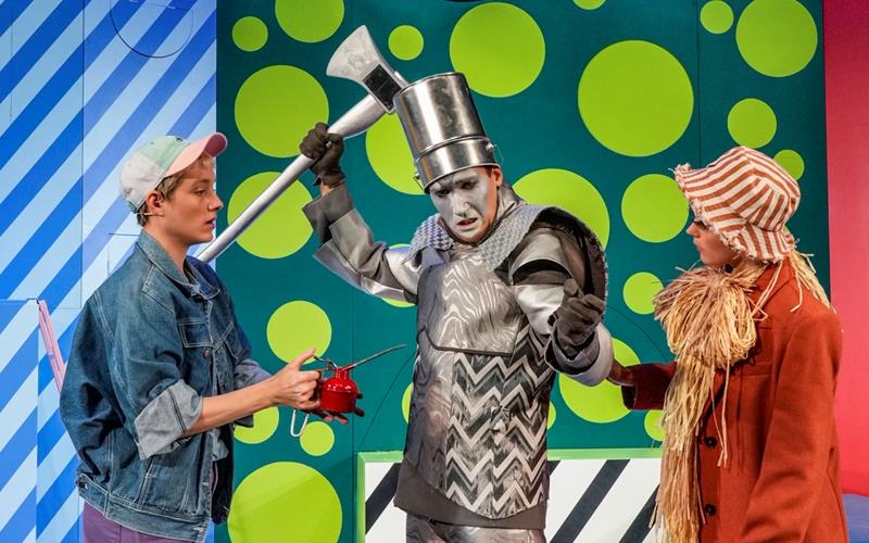 11. Adventskalender-Türchen: Der „Zauberer von Oz“ im LTT Für den 29. Dezember gibt’s Karten für den „Zauberer von Oz“ im LTT in Tübingen zu gewinnen. GB-Foto: Metz/LTT