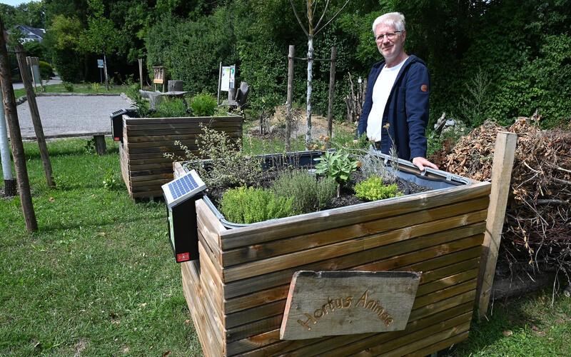 Für den „Hortus Animae“ am Falkenweg hat sich aus dem Quartier vor allem Jürgen Metz eingesetzt, berichtet der Quartiersprecher Markus Siehr (Bild). GB-Foto: Holom