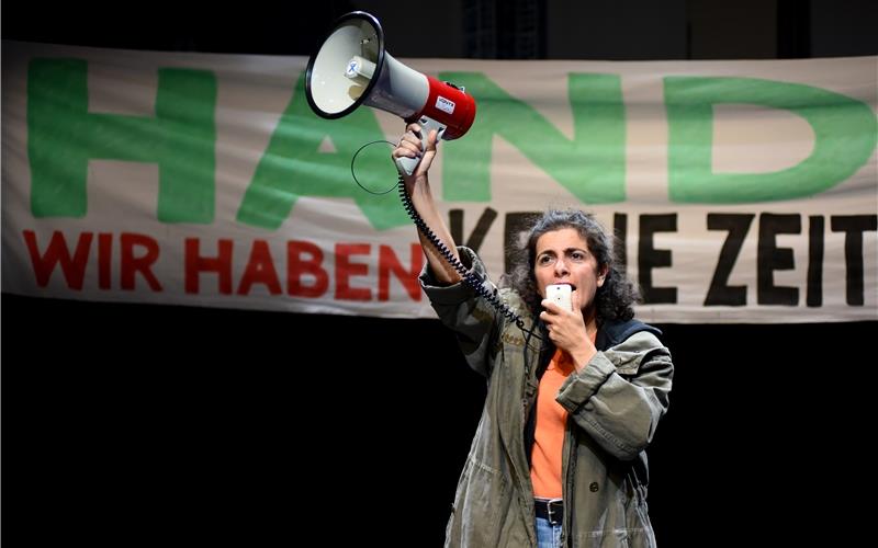 13. Adventskalender-Türchen: Theater im Theaterhaus Für die Vorstellung von „Wer lange wartet, stirbt“ am 15.Januar gibt’s heute Karten zu gewinnen. GB-Foto: gb
